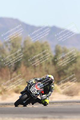 media/Nov-02-2025-CVMA (Sun) [[337aff29ab]]/Race 8-Formula Lightweight Twins Shootout/